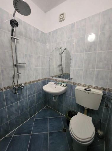 Bathroom, Park Hotel Rusalka, Varna