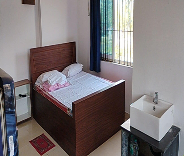 Room 4, Village Inn Residency, Pashchim Medinipur