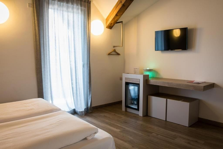 Bedroom 5, B612 Hotel , Trento