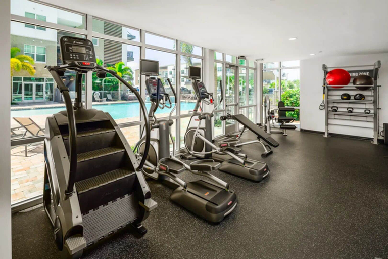 Exterior 4, Landing Amazing 2bd, Clubhouse, Gym, Pinellas