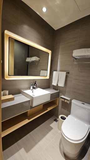 Bathroom 3, Ji Hotel Taiyuan Changfeng Street, Taiyuan