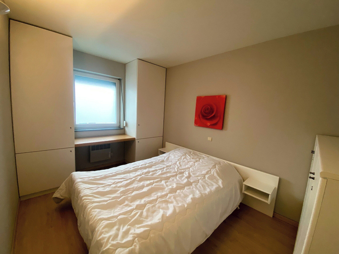 Room 3, Two-bedroom Nieuwpoort-bad Apartment, West-Vlaanderen