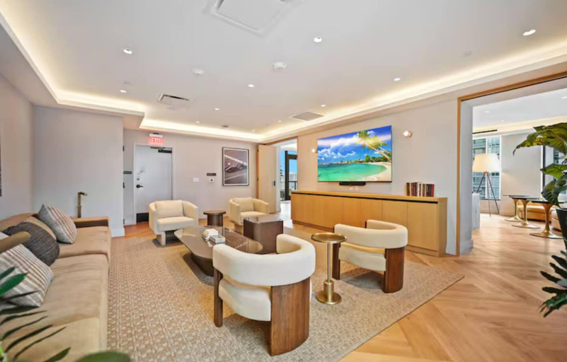 Room 3, Luxury 2BR Sky Retreat Best Miami Bay Views, Miami-Dade