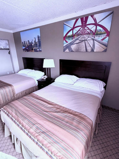 Bedroom 5, Premium Inn & Suites Calgary Airport, Division No. 6