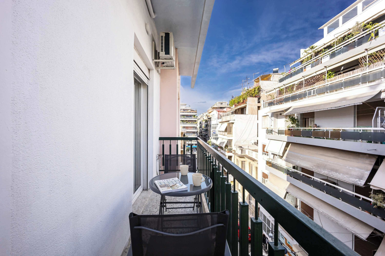 Property grounds 2, Spacious 1BR with Balcony l No Elevator, Attica