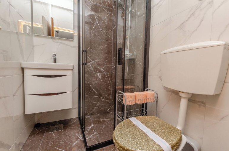 Bathroom 3, Apartments Olympia Beach, Vodice
