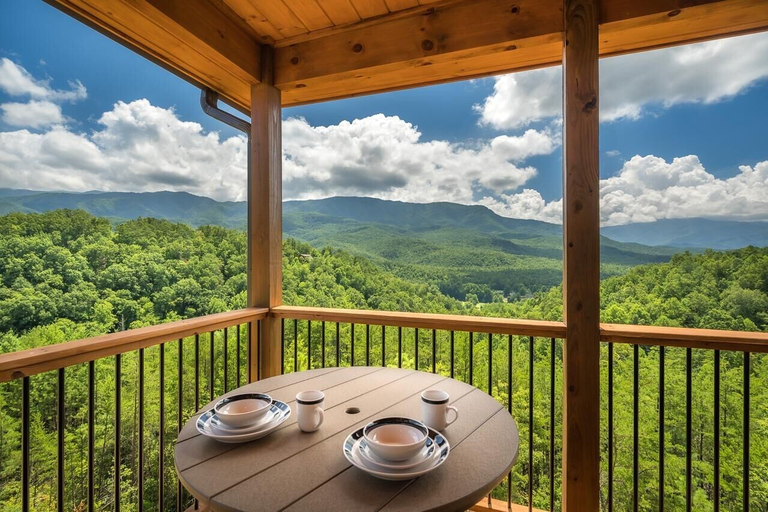 Outdoor dining 2, The Perfect Tenn, Sevier