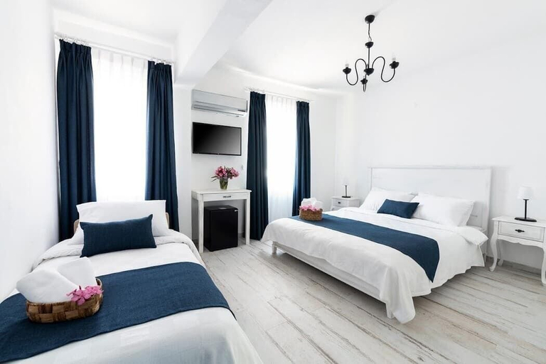 Room 3, MirAda Blue Otel Bozcaada, Bozcaada