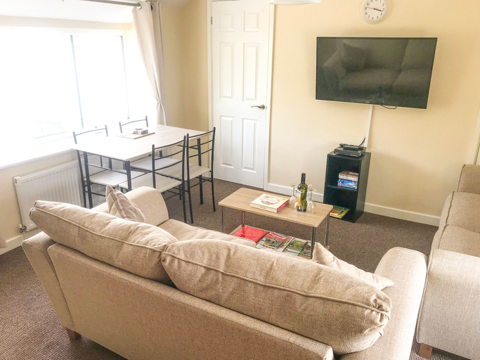 Living area, Brewery Lodge Sleeps 4, Gloucestershire