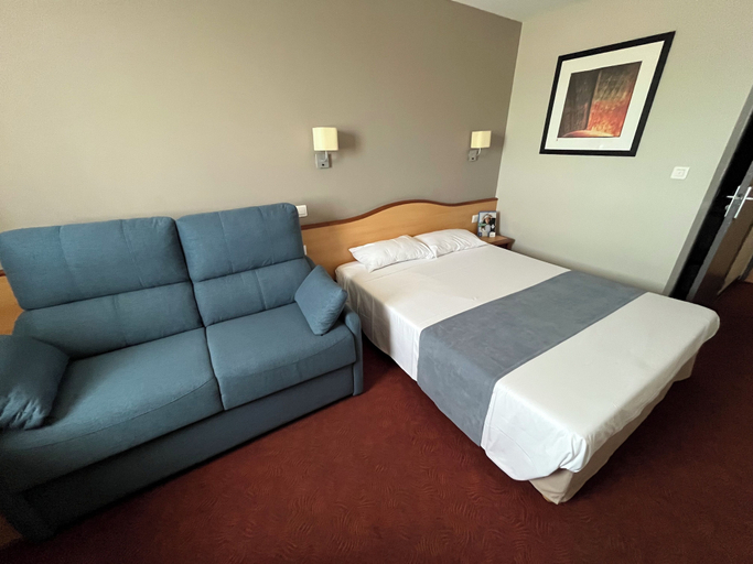 Bedroom 3, Brit Hotel Confort Montauban, Tarn-et-Garonne