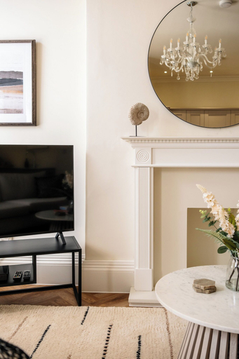 Interior 3, Stunning Flat in Centre of Cheltenham, Gloucestershire