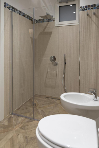 Bathroom 5, Gigli Rooms, Catania