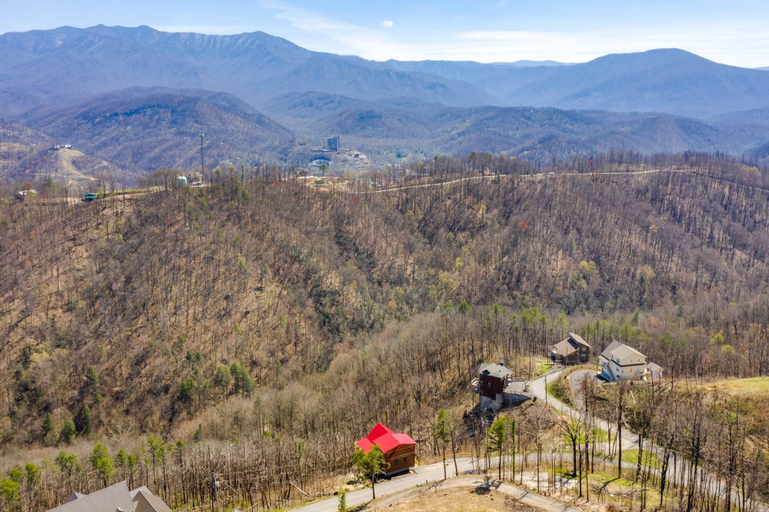 Aerial view 3, Smoky's Grand View, Sevier