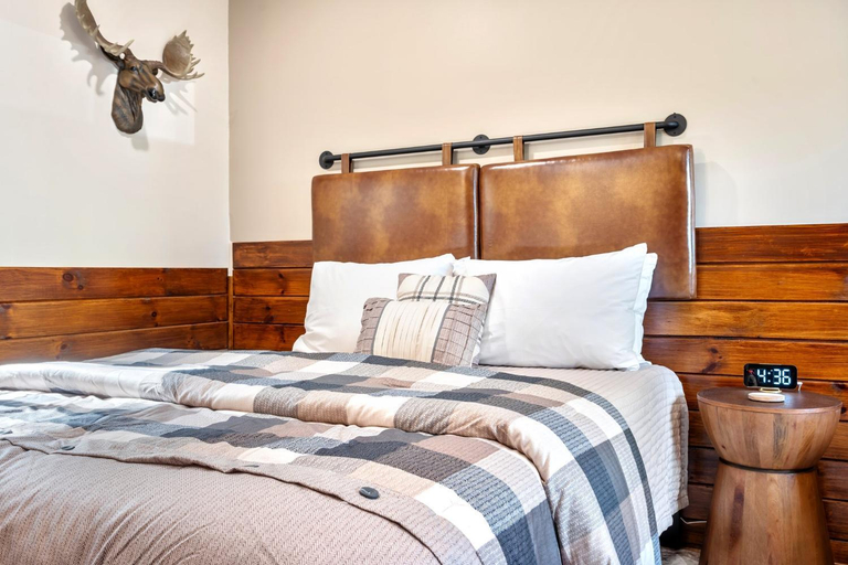 Bedroom 2, The Inn at the Rostay, Oxford