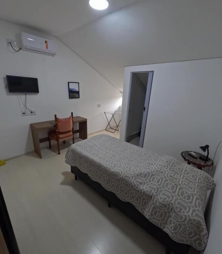 Room 5, HAUSHostel, Vinhedo