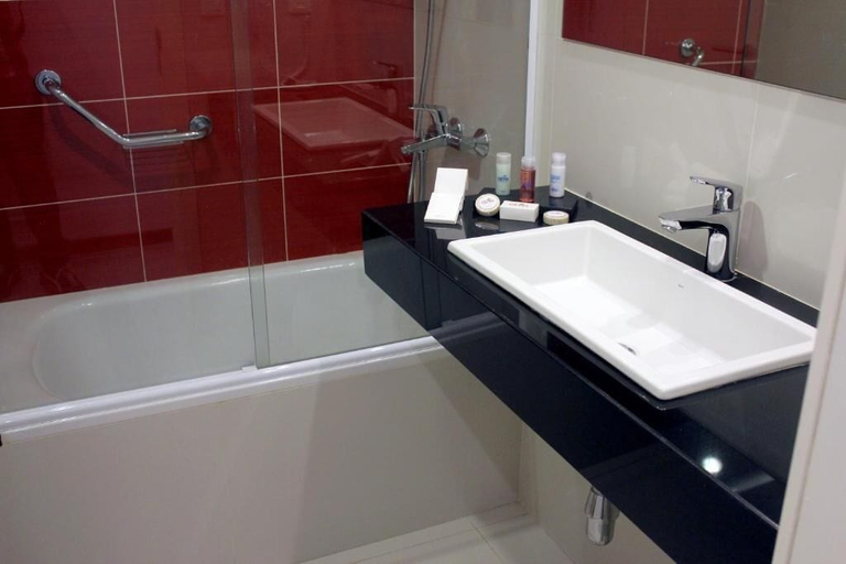 Bathroom 4, Gema Luxury Suites, Montevideo