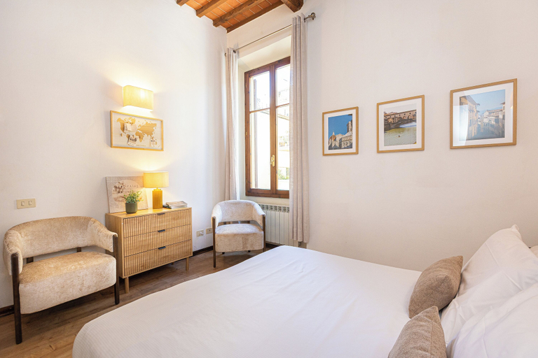 Room 3, Rental In Rome Rosselli Palace Deluxe 3 Apartment, Florence