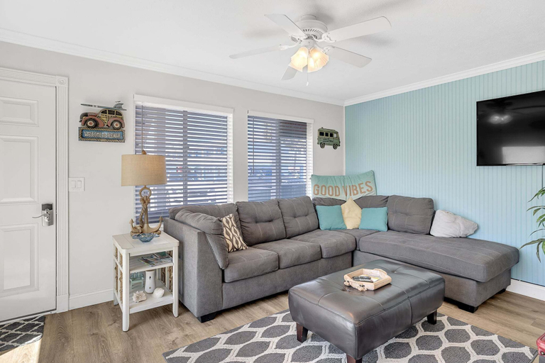 Interior 4, Bristol Breeze - Pet Friendly 2-minute Walk to Beach Ground-floo, Bay
