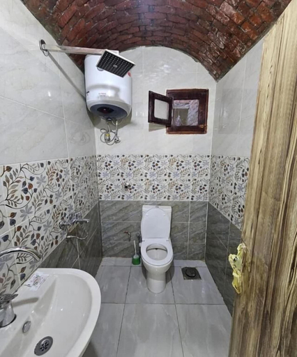 Bathroom 3, ABU Guest House, Aswan