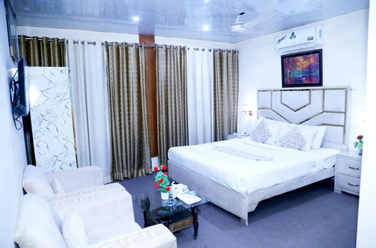 Others 3, Palm East Hotel, Lahore
