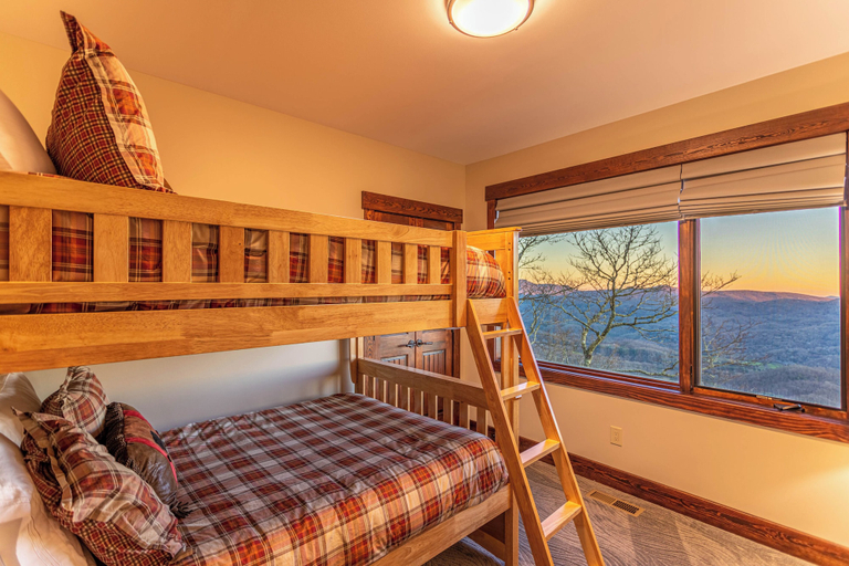Interior 5, The Flying Eagle at Eagles Nest, Avery