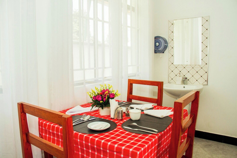 Dining 3, Maasai villa, Arusha