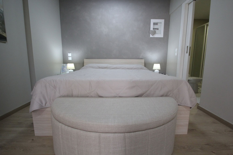 Room 5, Chloe by Frangki, Attica