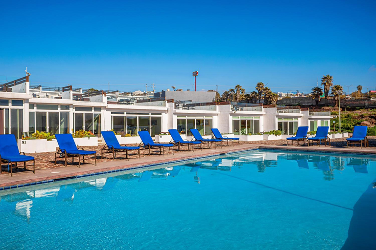 Sport & Beauty 3, Dog-Friendly Suite with Kitchenette, Heated Outdoor Pool, Hot Tub, Private Patio, Tijuana