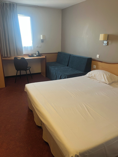 Bedroom 3, Brit Hotel Confort Montauban, Tarn-et-Garonne
