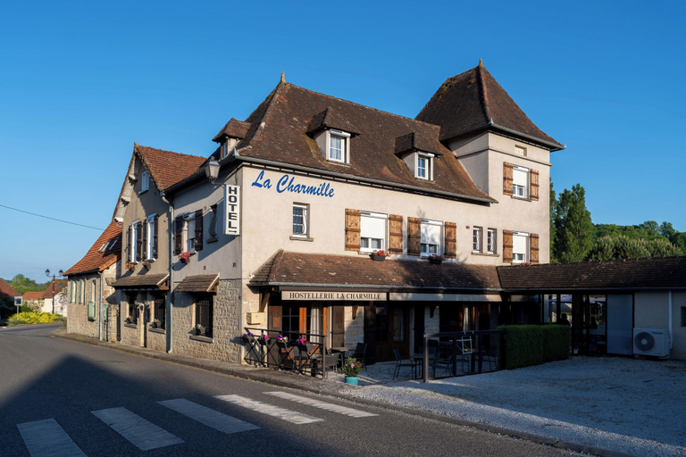 Exterior 4, La Charmille, Lot