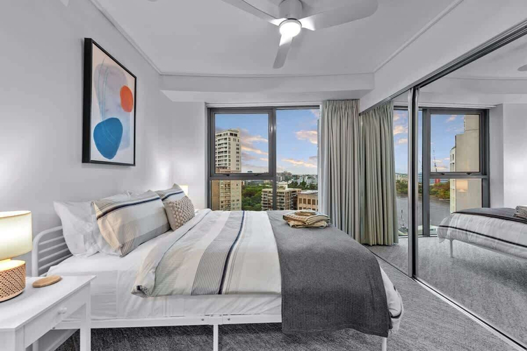 Interior 5, A Touch of Class! 2bed/2bath/1car/balcony/viewscbd, Brisbane