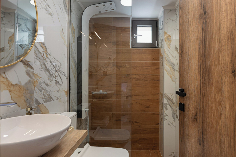 Bathroom 5, Mayom Luxury Studios, Crete
