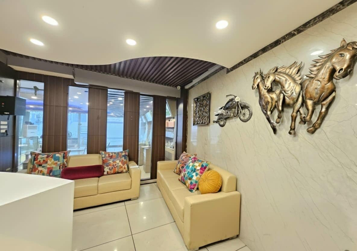 Interior 3, Hotel Gulab Pure Veg Restaurant, Srinagar