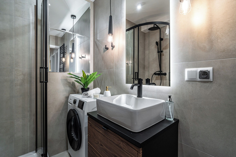 Bathroom 4, RentPlanet - Apartamenty Dyrekcyjna, Będzin