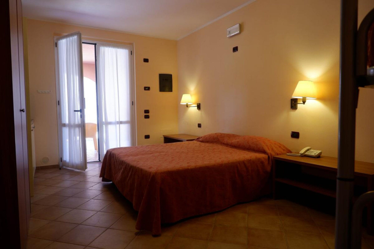 Room 4, Residence I Tusci 5p, Grosseto