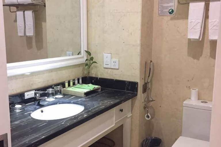 Bathroom 3, Anqing Yingdeli Hotel, Anqing