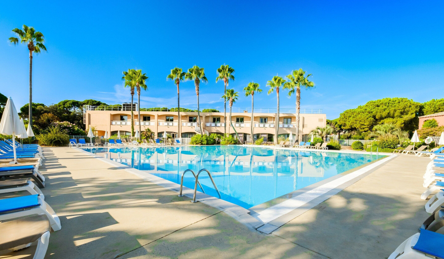 Pool 2, Lush Stay Near Cannes, Alpes-Maritimes