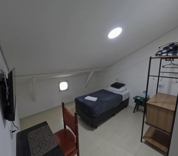 Room 2, HAUSHostel, Vinhedo
