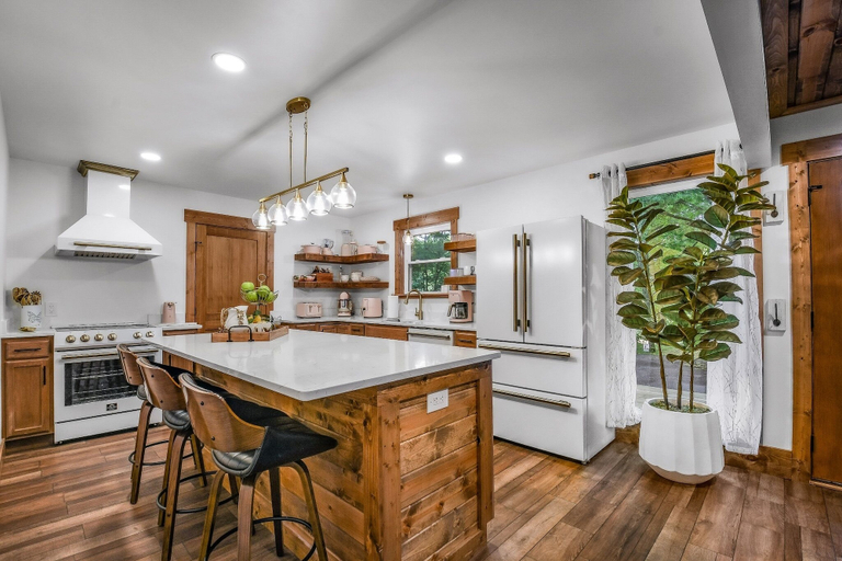 Private kitchen 5, Dolly's Harmony Haven 3 Bedroom Cabin, Sevier