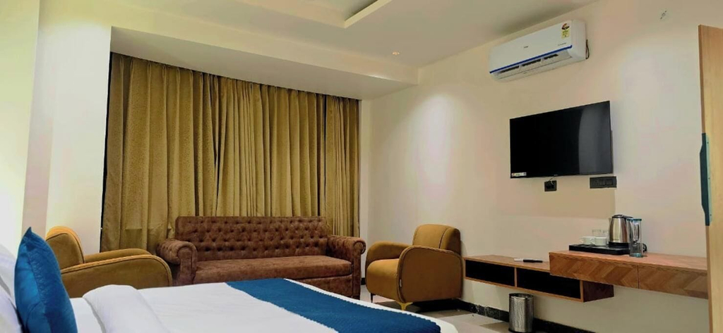 Room 2, Hotel Kutumb Vatika, Nainital