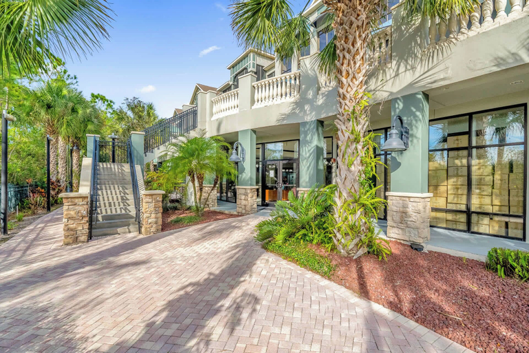 Interior 3, Upstay Disney Area Condo w Pool Pet Friendly, Orange