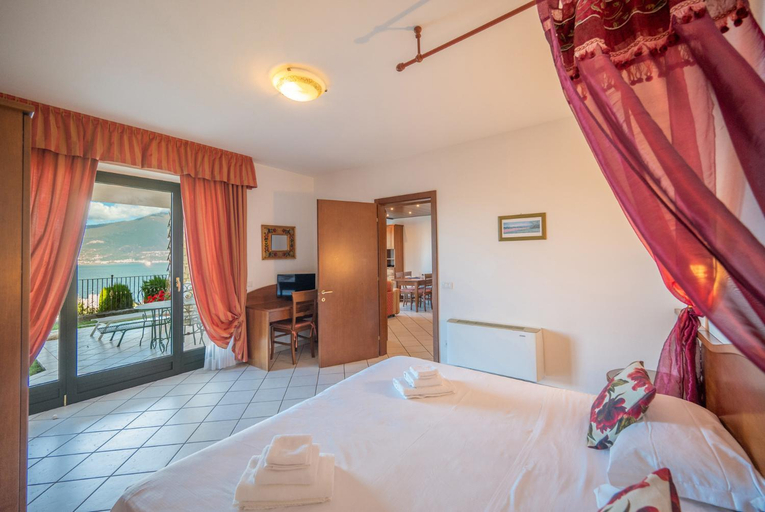Bedroom 3, ApartmentsGarda - Villa Giada, Verona