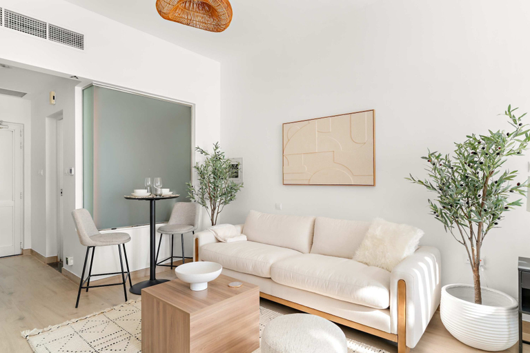 Room 5, Silkhaus Seaside Studio at Palm Views in This Summer Deal, Dubai