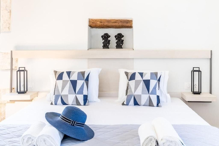 Room 2, Armenous Green Dia's Mansion, Crete