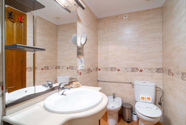 Bathroom 2, Tahiti 2 7 by Casasol, Málaga