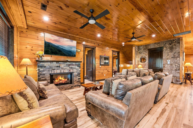 Living area 5, Greystone Retreat, Sevier