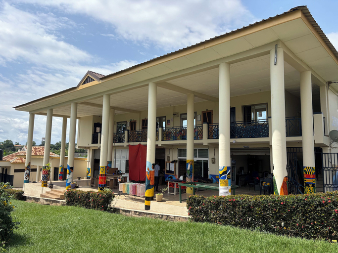 Exterior & Views 2, Sign of Silence Hostel, Kumasi