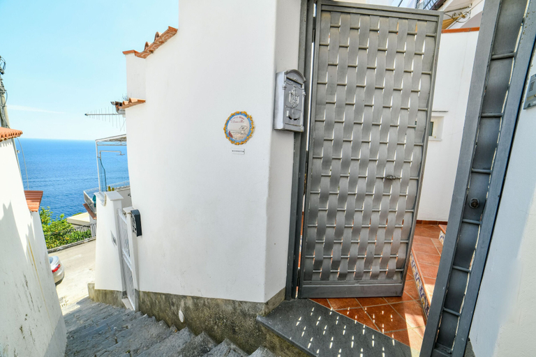 Exterior 3, Estate4home - La Terrazza di Rosa, Salerno