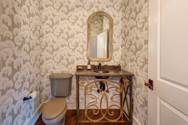 Bathroom 4, Haven and Hearth, Sevier