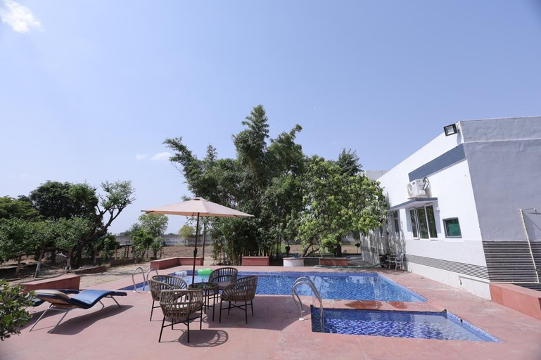 Pool 3, Ananda Farm, Rewari